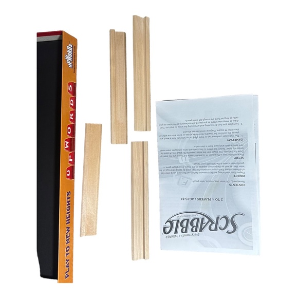 2008 Hasbro Scrabble Crossword Board Game - Picture 4 of 4